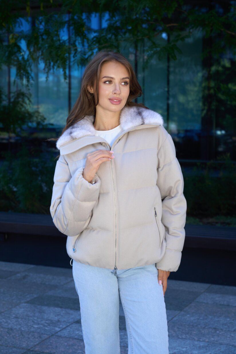 早い者勝ち】Bibiy. DORA PEPURAMU FUR COAT グレー Стильный пуховик из кашемира Loro Piana ~ Шоу-рум меха Velure