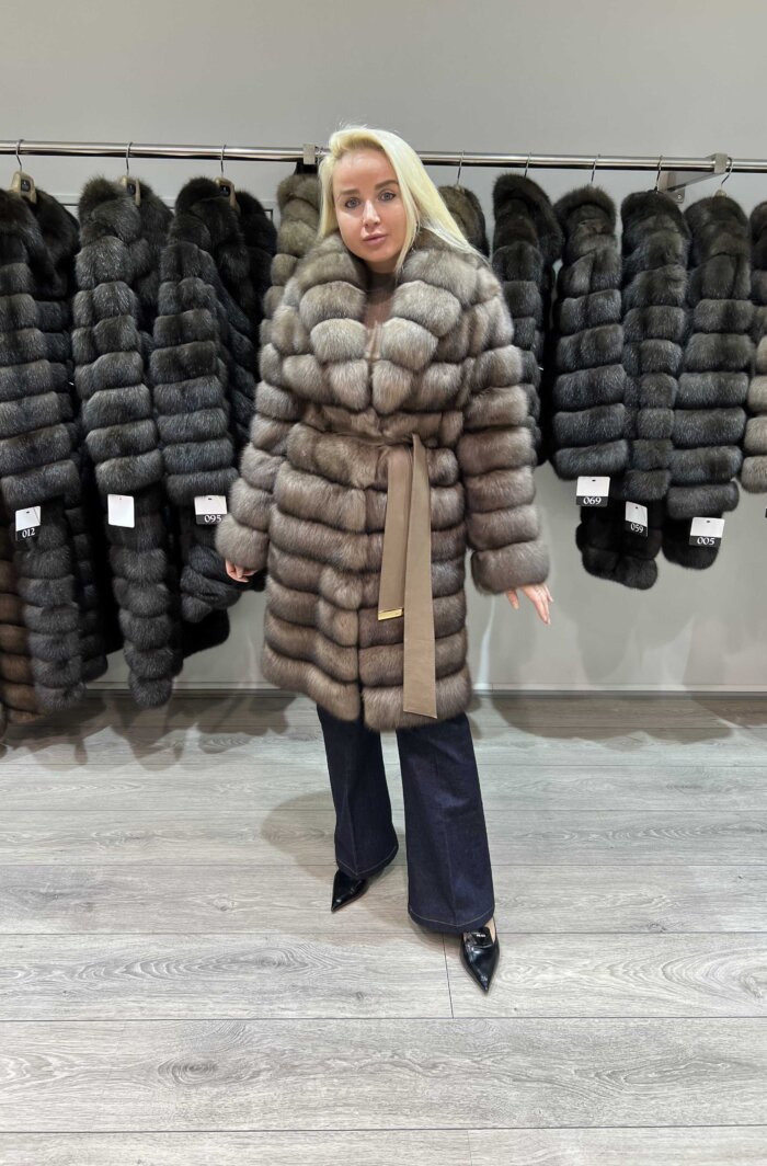 Соболь шуба под пояс