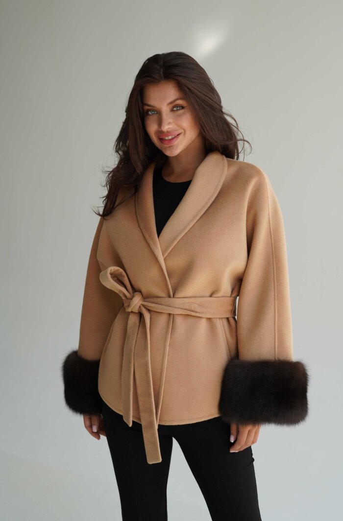 Короткое пальто из кашемира Loro Piana